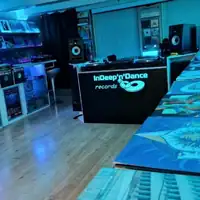 InDeep’n’Dance Record Store - Crate Digging - Meet & Greet
